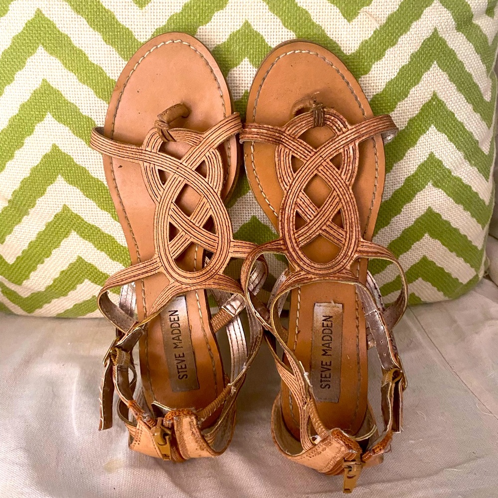 Steve Madden short wedge shoes